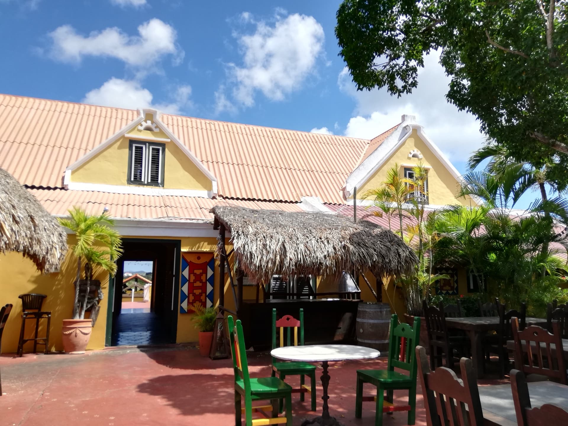 Landhuis Brakkeput Mei Mei — From Plantation to CPIM Clubhouse to Nightlife