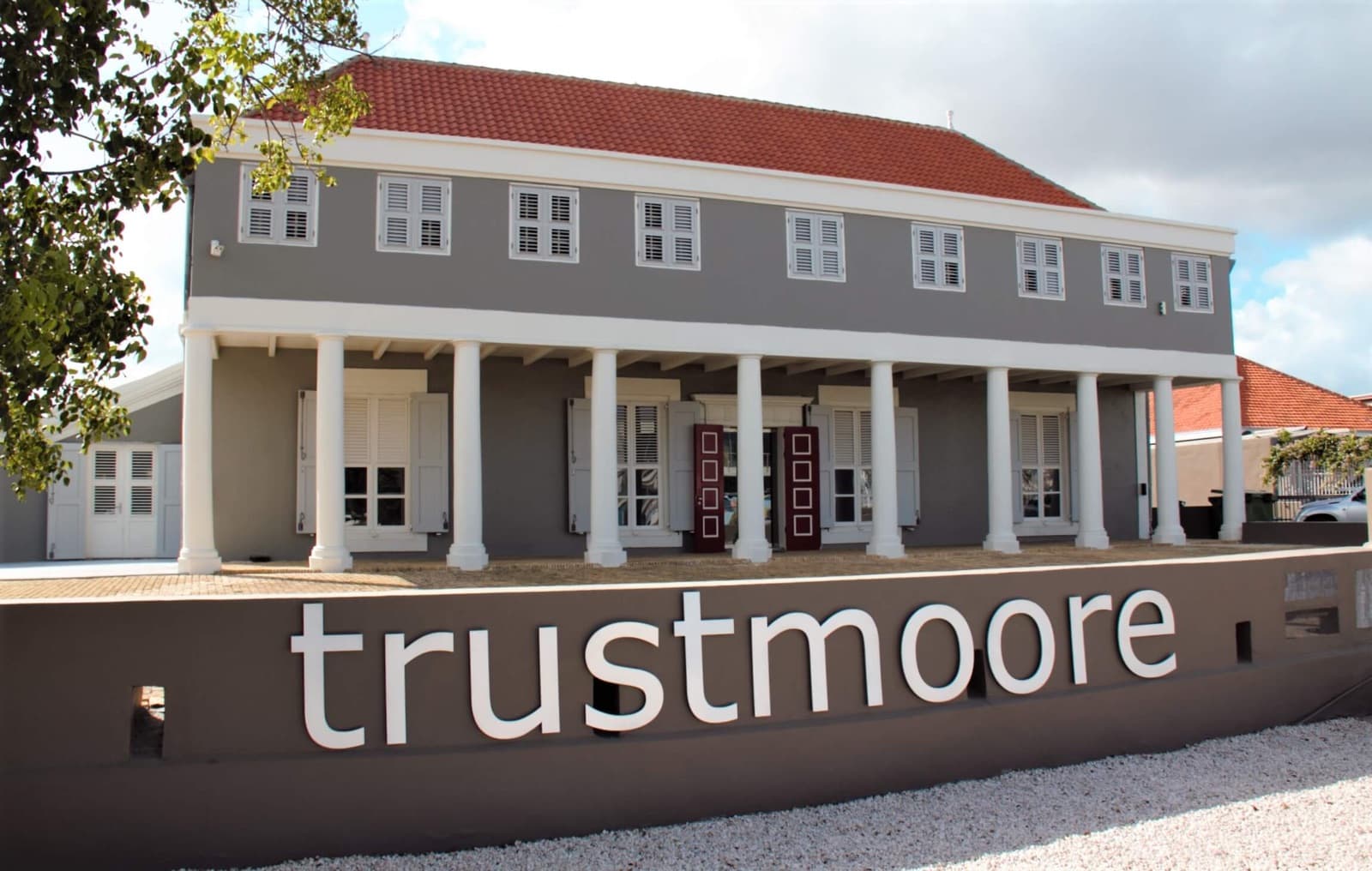Landhuis Groot Kwartier — First Windmills, Colonial Cannons, and Citrus