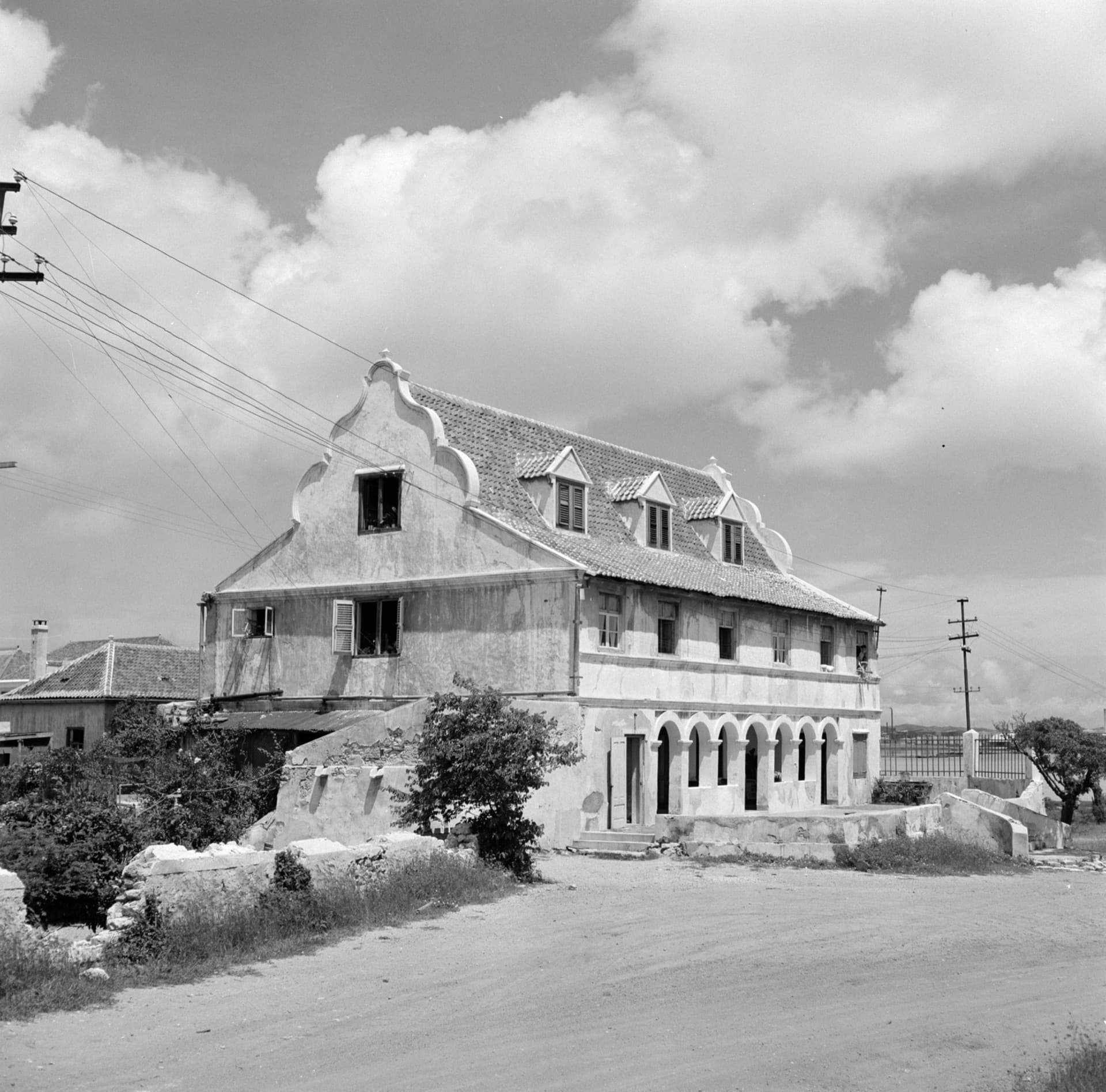 Landhuis Habaai — Baroque Elegance Turned Art Gallery