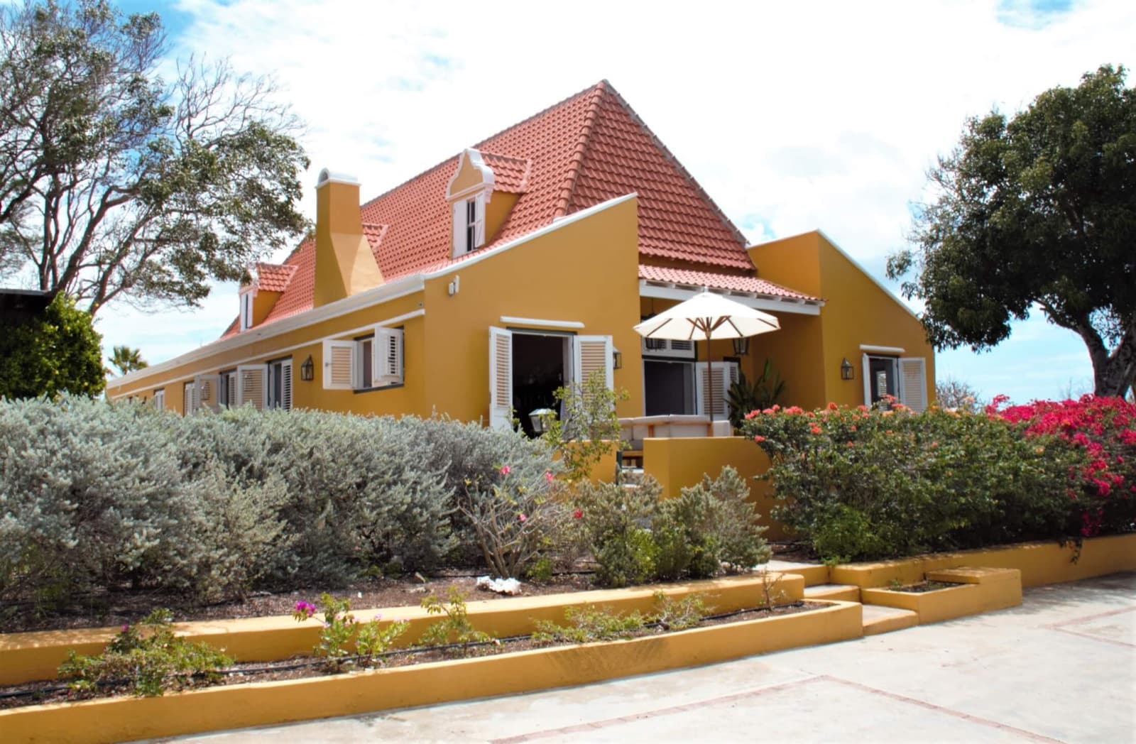 Landhuis Jan Thiel — From Salt Pans to Resort District